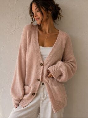 Soft Knit Blush Pink V-Neck Cardigan